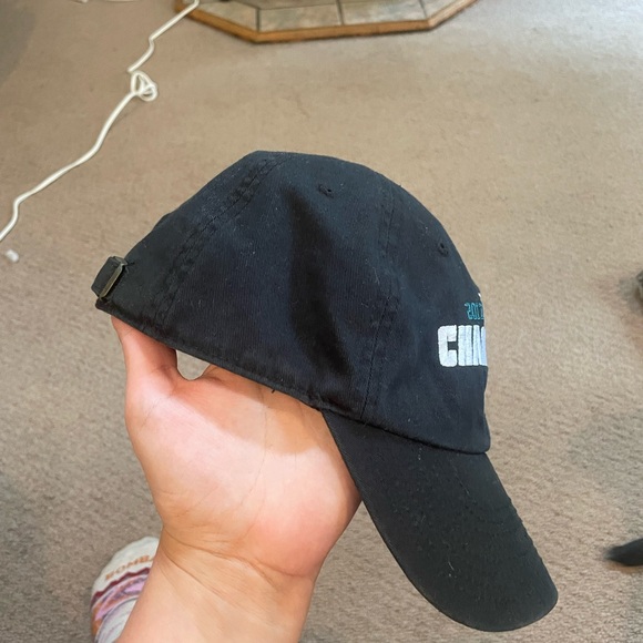 Eagles champions hat - Picture 6 of 6